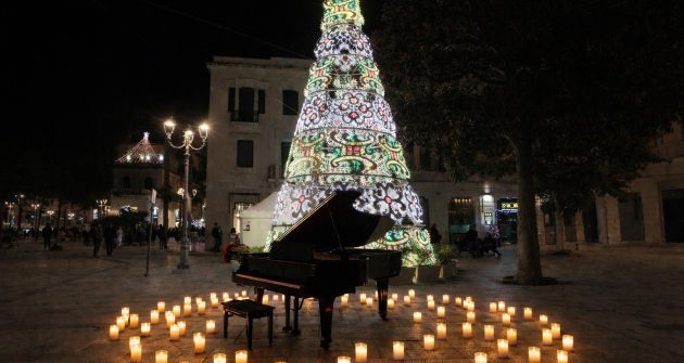 Brindisi: due pianoforti, la città, il tempo del Natale