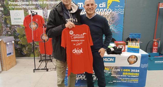 Il Tuffo di Capodanno di Brindisi ritira e dedica per sempre l’iscrizione numero 30 all’avv Mauro Masiello