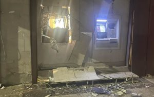 Nuovo colpo al bancomat, assaltata l’Unicredit di Viale Commenda a Brindisi