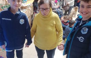 La Scuola Calcio Virtus Mater Domini porta il Natale alla RSA Suore Antoniane: emozioni e condivisione tra giovani e anziani