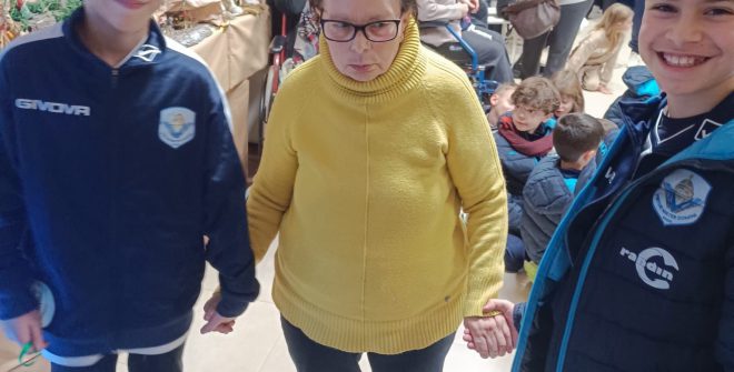 La Scuola Calcio Virtus Mater Domini porta il Natale alla RSA Suore Antoniane: emozioni e condivisione tra giovani e anziani