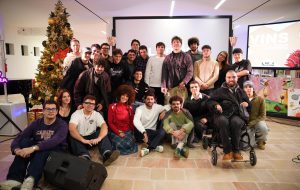 Gran finale de “il ritmo delle cose”: il talento di Vins e la creatività del collettivo eXpresso