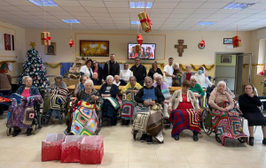 Ance Brindisi dona le coperte di “Viva Vittoria” alla RSA “S. Antonio da Padova”