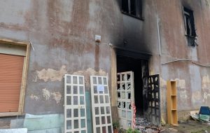 Incendio a Restinco, CGIL: “la risposta non può essere la paura ma più diritti, più integrazione, più legalità”