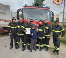 Grazie per quello che fate”: il gesto di Antonio commuove i Vigili del Fuoco di Brindisi