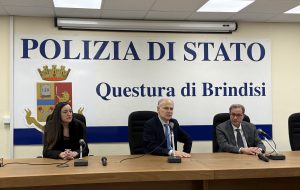 Il Prefetto Aprea incontra il personale della Questura di Brindisi e dei Commissariati di Ostuni e Mesagne