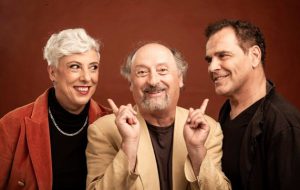 La stagione di prosa accende i riflettori: a Fasano arriva “Basta Poco”