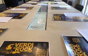 “Verdi in Rock” al Nuovo Teatro Verdi: la città suona insieme