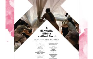“X di Xylella, Bibbia e Alberi Sacri”, al Teatro Sociale una trasfigurazione poetica del fenomeno che ha distrutto oltre 21 milioni di ulivi
