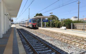 Trenitalia: da lunedì 16 febbraio “Apulia Express” ferma anche ad Ostuni