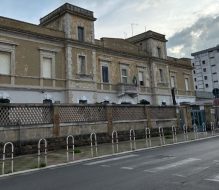Aggressione nel carcere di Brindisi, feriti 5 poliziotti. Cisl: “subito rinforzi”