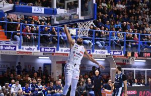 Brindisi non sbaglia e scappa via nell’ultimo quarto contro Roseto