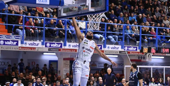 Brindisi non sbaglia e scappa via nell’ultimo quarto contro Roseto