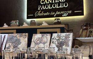 La Wine & Art Experience di Cantine Paololeo: sabato 21 marzo ospite la pittrice enoica Arianna Greco