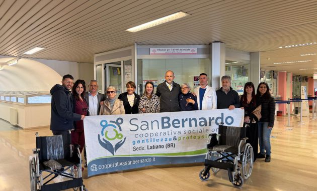 Sinergia e Solidarietà a Brindisi: la Cooperativa San Bernardo dona due carrozzine all’Ospedale “Perrino”