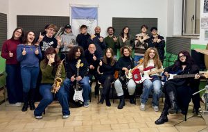 Al Verdi di Brindisi la musica dice no alla guerra