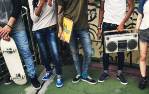 Urban Minds arriva a Desteenazione Brindisi con “DesTeenArt – la festa delle arti”