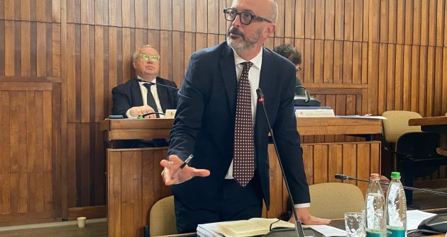 Rachiero presenta due interrogazioni urgenti sullo stato della rete viaria e sugli atti vandalici ai bus STP