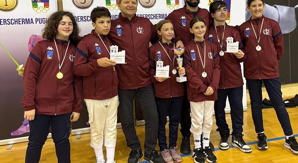 Circolo della scherma Brindisi: Zwannah Richards e Carola Ruggio conquistano il titolo di campioni regionali