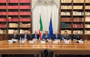 Siglato in Prefettura il protocollo d’intesa per la prevenzione della criminalità ai danni delle banche e dei loro clienti