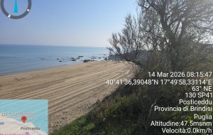 Brindisi, spiagge già pronte per Pasqua: Teknoservice al lavoro sugli arenili