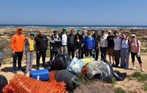 Punta Penne ripulita da 65 volontari: BrindiSea parte con il piede giusto