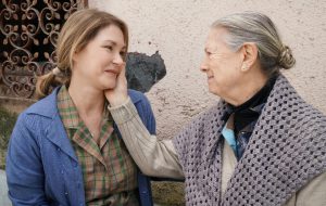 “A mamma non piace”: al Cinema Impero di Brindisi il grottesco noir di Gianni Leacche