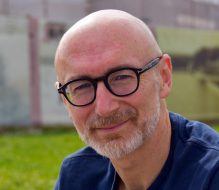 Giallo e nero di Puglia: a Brindisi l’incontro con Giuliano Pasini