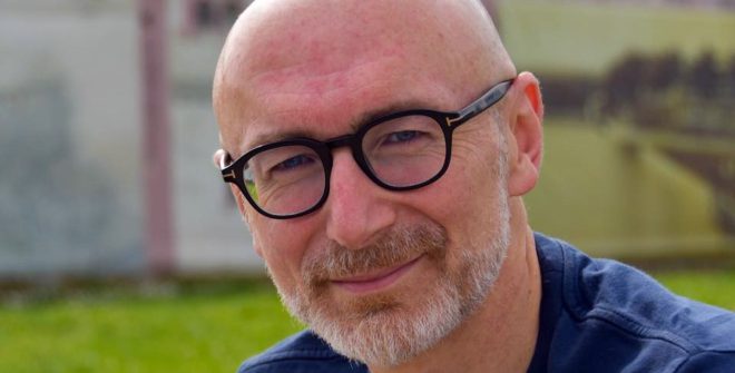 Giallo e nero di Puglia: a Brindisi l’incontro con Giuliano Pasini