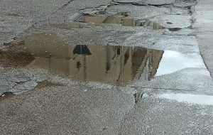 Opposizione Brindisi: “Presentata mozione per vincolare liquidità recuperata da mutui per destinarla alla messa in sicurezza strade”