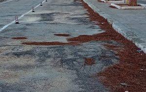 Le strade e i marciapiedi infernali: lasciate ogni speranza voi che li percorrete. Di Vincenzo Albano