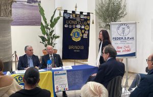 Brindisi, ampia partecipazione al convegno sull’autismo: “Servono impegni concreti sui servizi”