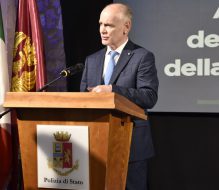 La Polizia di Stato di Brindisi ha celebrato questa mattina il 174° Anniversario dalla sua fondazione.