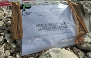 Rifiuti nelle campagne: sequestrata area di 400 mq nei pressi di Tuturano