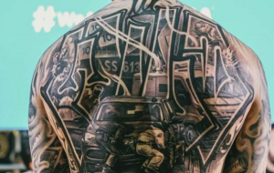 Tatuaggio shock al Lecce Tattoo Fest: raffigura l’assalto ai portavalori all’altezza di Cerano