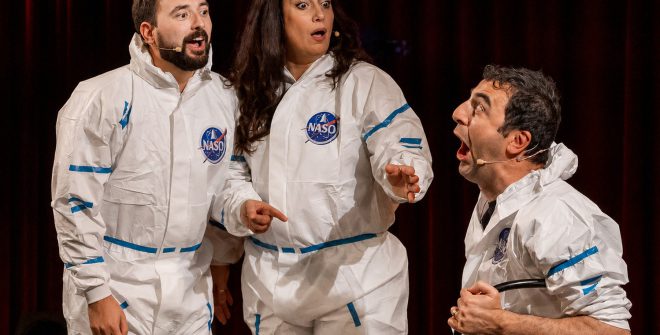 L’universo spiegato a teatro: al Verdi la missione di “Crazy Space”