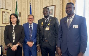 Brindisi accoglie l’Alto Consiglio dei cittadini maliani in Italia: incontri istituzionali con Prefetto e Sindaco