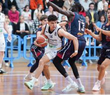 La Dinamo sfiora l’impresa contro Cagliari che si impone all’overtime