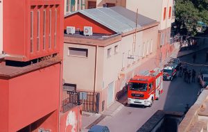 Allarme bomba alla Camera di Commercio, edificio evacuato: attesti gli artificieri. Fermato un dipendente