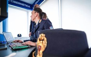 Polizia di Stato e Airbnb insieme contro le truffe nelle prenotazioni estive