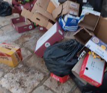 Brindisi, migliaia di persone per il weekend di eventi: al lavoro Tecknoservice per il ripristino del decoro urbano