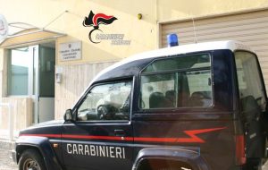 Carovigno: rapina a portavalori. Straordinario intervento dei Carabinieri della locale Stazione che arrestano i rapinatori dopo una colluttazione e recuperano la refurtiva.