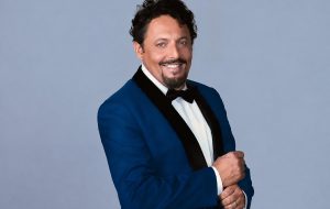 Enrico Brignano a San Pancrazio Salentino Salentino con «Bello di mamma!»