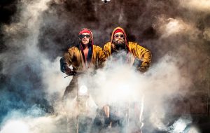 A Teatro Madre arriva “Winner the big Jump”, acrobazie, motori e clownerie con Circo Pacco