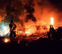 Incendi a San Pietro Vernotico e Manduria: interventi dei Vigili del Fuoco