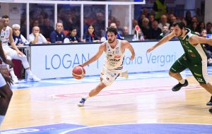 Brindisi torna alla vittoria: sconfitta Avellino in piena emergenza infermeria